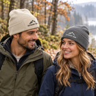 Beanie mit Logo – outdoor – illustratives Designbeispiel