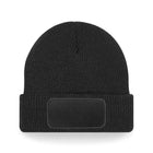 Beechfield B440 Thinsulate™ Patch Beanie – Schwarz – Vorderansicht