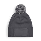 Beechfield B443 Snowstar® Patch Beanie – Graphite Grey / Light Grey